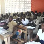 cote-d-ivoire-m-bahiakro-une-eleve-accouche-en-plein-examen-blanc