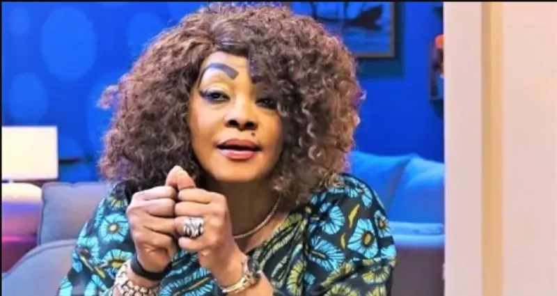deces-de-bebe-carla-tina-glamour-en-colere-si-vous-ne-pouvez-pas-compatir-a-ma-douleur-desabonnez-vous-de-ma-page