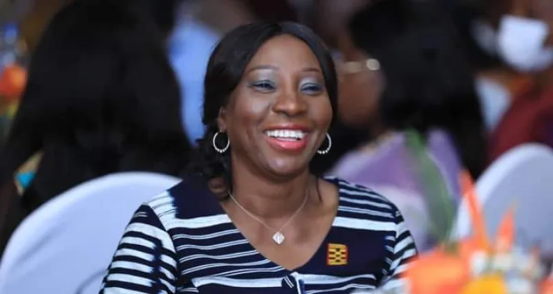 abobo-entre-la-maire-kandia-camara-et-les-ferrailleurs-palabre-est-fini