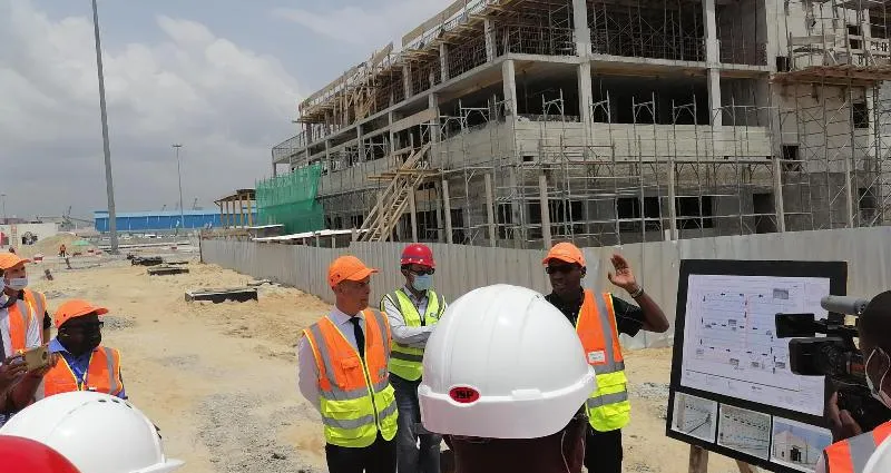 reportage-cote-d-ivoire-a-la-decouverte-du-2eme-terminal-a-conteneurs-en-construction-une-infrastructure-dotee-de-superstructures