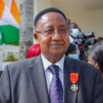 reconnaissance-du-merite-l-ex-conseiller-technique-principal-du-tourisme-marc-vicens-distingue-par-la-grande-chancellerie-ivoirienne