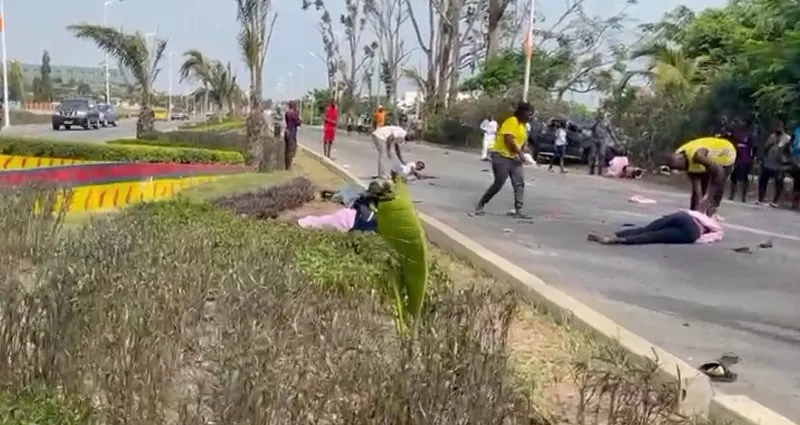 le-mariage-vire-au-drame-a-port-bouet-20-victimes-dont-1-deces-enregistres-dans-un-accident-sur-la-route-menant-a-l-aeroport