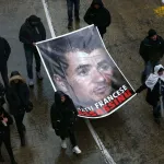 france-la-mort-du-militant-independantiste-yvan-colonna-ravive-les-tensions-emmanuel-macron-reagit