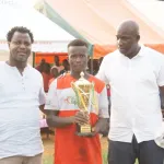 foot-music-tour-2022-3e-etape-les-jeunes-de-grand-lahou-seduisent-zoro-marc