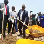 le-ministre-toure-mamadou-lance-deux-projets-ecowash-en-faveur-de-200-jeunes-de-deux-villes-balneaires