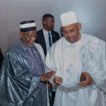 cote-d-ivoire-patrick-achi-participe-a-une-rupture-collective-du-jeune-du-ramadan-le-plaidoyer-du-cosim