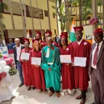 enseignement-superieur-les-etudiants-en-fin-de-cycle-d-une-celebre-universite-privee-recoivent-leur-parchemin