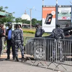 election-fif-la-defaite-de-didier-drogba-glace-des-elements-des-forces-de-l-ordre-et-la-ville-de-yamoussoukro