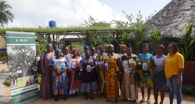 jacqueville-des-femmes-outillees-a-la-pratique-des-reseaux-sociaux