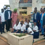 cote-d-ivoire-aide-sociale-une-banque-vole-au-secours-du-lycee-mamie-adjoua-et-de-sos-village-d-enfants