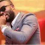 people-apres-son-accident-kerozen-dj-recoit-le-don-d-une-nouvelle-range-rover-sa-reaction-choque-la-toile