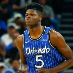 basketball-le-basketteur-ivoirien-mo-bamba-lance-la-rehabilitation-des-terrains-du-village-sos-d-abobo