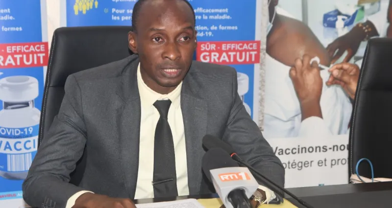 mise-en-cause-des-structures-sanitaires-le-ministere-de-la-sante-monte-au-creneau-l-appel-de-son-dircom
