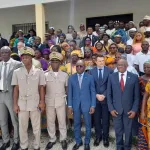 sante-mere-enfant-le-ministre-pierre-dimba-lance-le-projet-2-heures-pour-la-vie-a-bouake