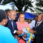 cote-d-ivoire-abidjan-terminal-offre-une-bibliotheque-equipee-aux-etablissements-professionnels