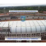 can-2023-la-toiture-oblique-du-stade-de-korhogo-posee
