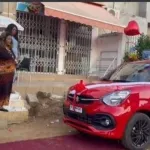 tina-glamour-en-larmes-en-recevant-une-voiture-ca-faisait-tellement-longtemps-qu-on-n-a-pas-ete-gentil-envers-moi