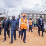 cote-d-ivoire-4e-pont-le-premier-ministre-patrick-achi-sur-les-chantiers-pour-faire-respecter-les-delais