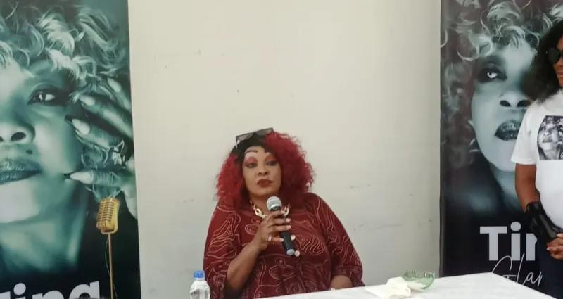 30-ans-carriere-de-tina-glamour-la-mere-de-dj-arafat-tres-bientot-sur-scene-a-abidjan