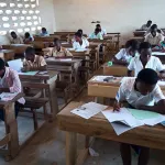 bepc-2022-un-eleve-de-3eme-bien-qu-accompagne-par-sa-mere-refuse-de-composer