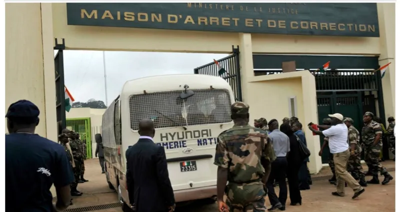 joint-par-telephone-l-ex-regisseur-de-la-maca-hincleban-kone-donne-des-details-sur-l-evasion-du-narcotrafiquant