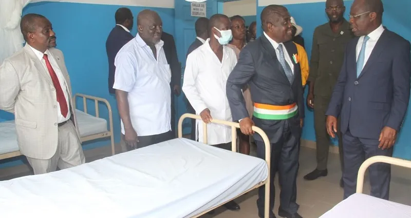 agboville-le-centre-de-sante-urbain-inaugure-par-le-ministre-pierre-dimba