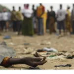 elle-ouvre-le-crane-de-son-homme-avec-un-pilon-sa-rivale-nue-s-enfuit-voici-comment-gbagbo-est-rentre-d-europe