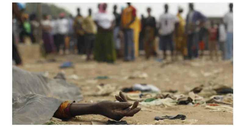 elle-ouvre-le-crane-de-son-homme-avec-un-pilon-sa-rivale-nue-s-enfuit-voici-comment-gbagbo-est-rentre-d-europe