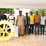 actions-sociales-le-rotary-club-abidjan-lagunes-fait-dons-de-vivres-et-non-vivres-au-centre-d-accueil-d-orphelins