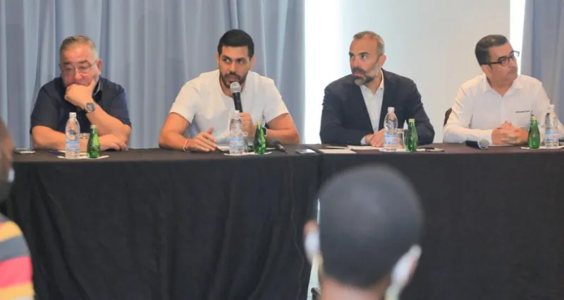 pneumatique-industriel-securite-routiere-de-nouveaux-equipements-automobiles-presentes-a-abidjan