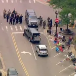 usa-chicago-une-fusillade-lors-d-un-defile-de-la-fete-de-l-independance-occasionne-au-moins-6-morts-et-24-blessees