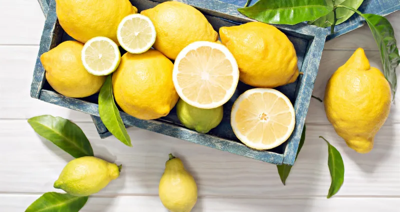 les-3-astuces-beaute-au-citron-pour-reinventer-votre-routine-beaute