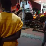 yopougon-atroce-un-camion-grille-le-feu-rouge-et-ecrase-un-taxi-2-morts