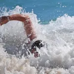 astuces-se-baigner-apres-manger-combien-de-temps-faut-il-attendre