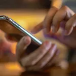 smartphone-comment-verifier-que-son-telephone-est-protege-contre-l-eau