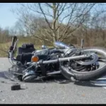 accident-de-route-une-collision-entre-une-moto-et-un-vehicule-fait-deux-victimes-a-tafire