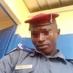 yamoussoukro-sorti-de-la-maca-il-se-fait-passer-pour-un-gendarme-et-est-interpelle-dans-un-taxi-communal