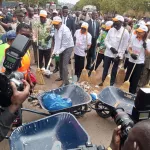 le-premier-ministre-patrick-achi-aux-populations-prenez-conscience-de-l-imperatif-de-la-proprete