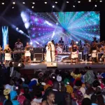 concert-aicha-kone-offre-un-recital-musical-aureole-de-temoignages-lors-de-la-fete-de-ses-45-ans-de-carriere