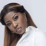 l-an-3-deces-dj-arafat-carmen-sama-se-soustrait-des-manifestations-des-chinois-ce-qu-elle-a-prevue