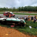 lundi-de-l-assomption-un-vehicule-de-transport-termine-sa-course-dans-un-ravin-39-victimes