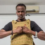 affaire-49-soldats-ejecte-de-scene-apres-des-piques-contre-des-artistes-maliens-debordo-recidive