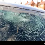un-impact-sur-votre-pare-brise-que-faire-pour-eviter-les-risques-de-dommage