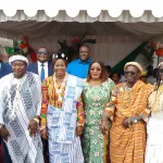 reconnaissance-les-populations-du-district-autonome-de-la-comoe-rendent-hommage-au-maire-d-abobo