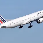 air-france-deux-pilotes-se-battent-en-plein-vol-la-compagnie-les-suspend