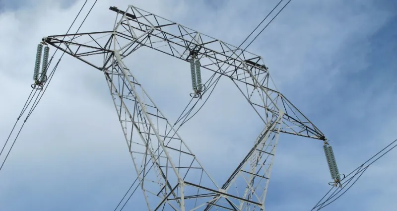 construction-de-ligne-400-kv-des-perturbations-de-la-fourniture-de-l-electricite-affecteront-plusieurs-localites