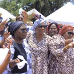 obseques-kandia-camara-apporte-son-soutien-a-la-ministre-jeanne-peuhmond-apres-la-disparition-de-sa-genitrice