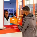 secteur-de-la-livraison-a-domicile-deux-plateformes-de-commerce-en-ligne-s-associent