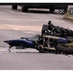 boulevard-vge-un-motocycliste-qui-suivait-le-cortege-d-un-ministre-se-fait-renverser