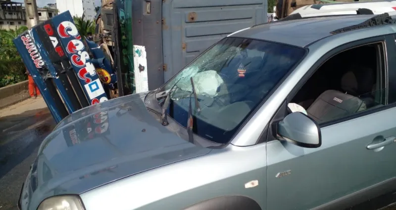 bingerville-une-collision-entre-un-vehicule-personnel-et-un-camion-fait-4-victimes